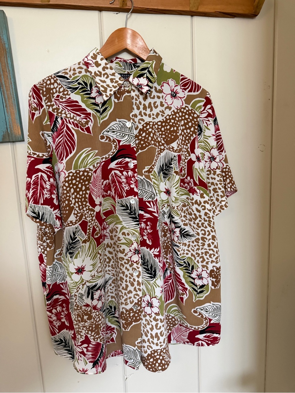 Maggie Barnes 16W Leopard Tropical Floral Button Up Shirt Plus Size